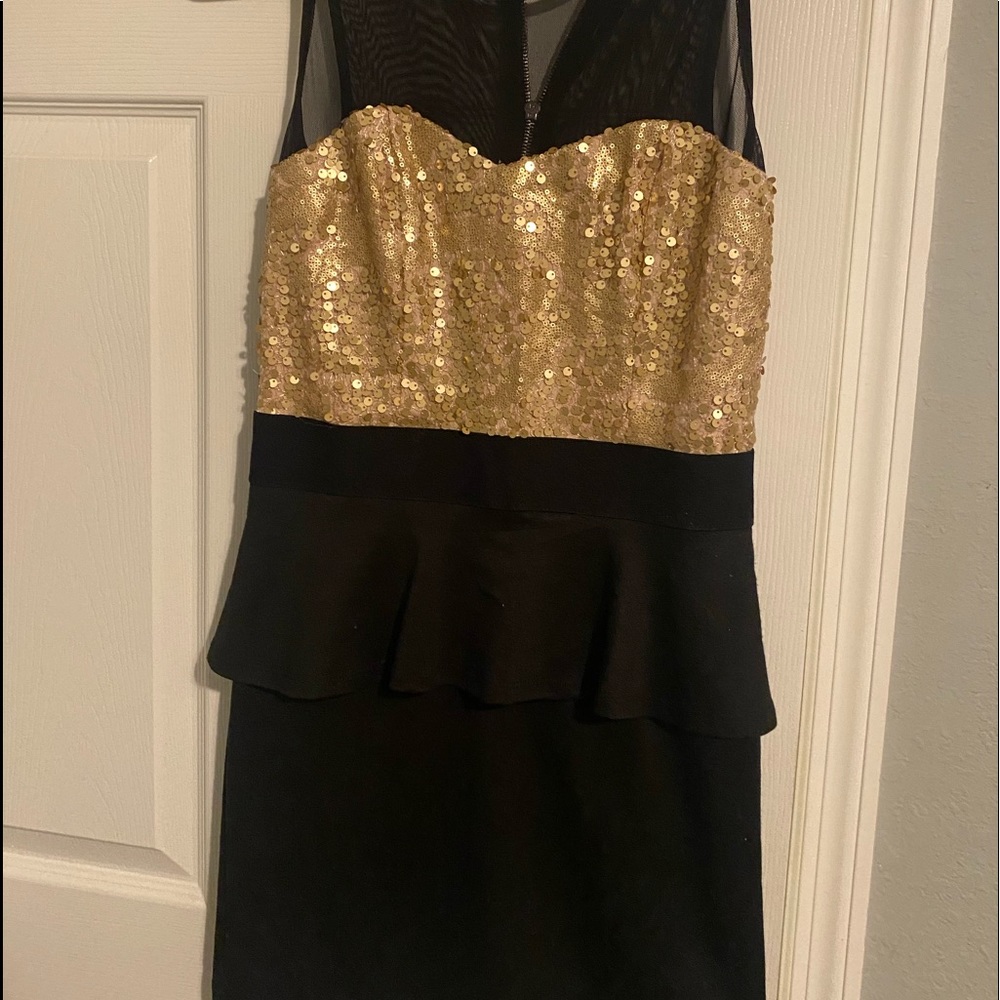 Peplum Dress with sequin